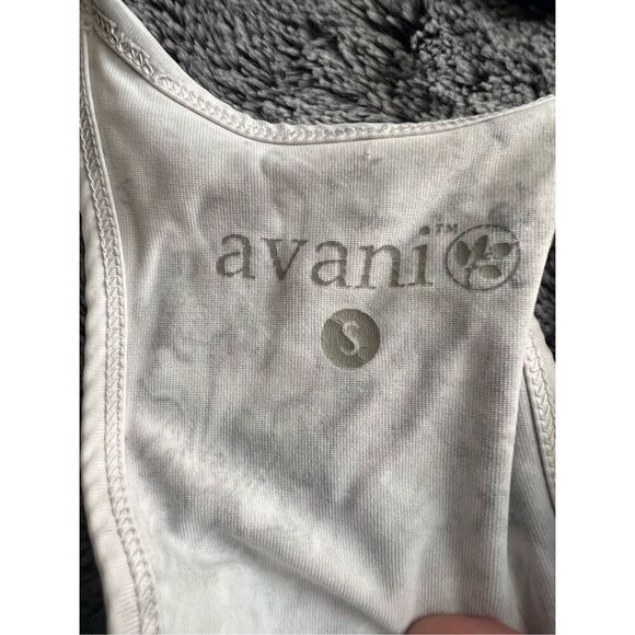 Avani tank top - Picture 7 of 8